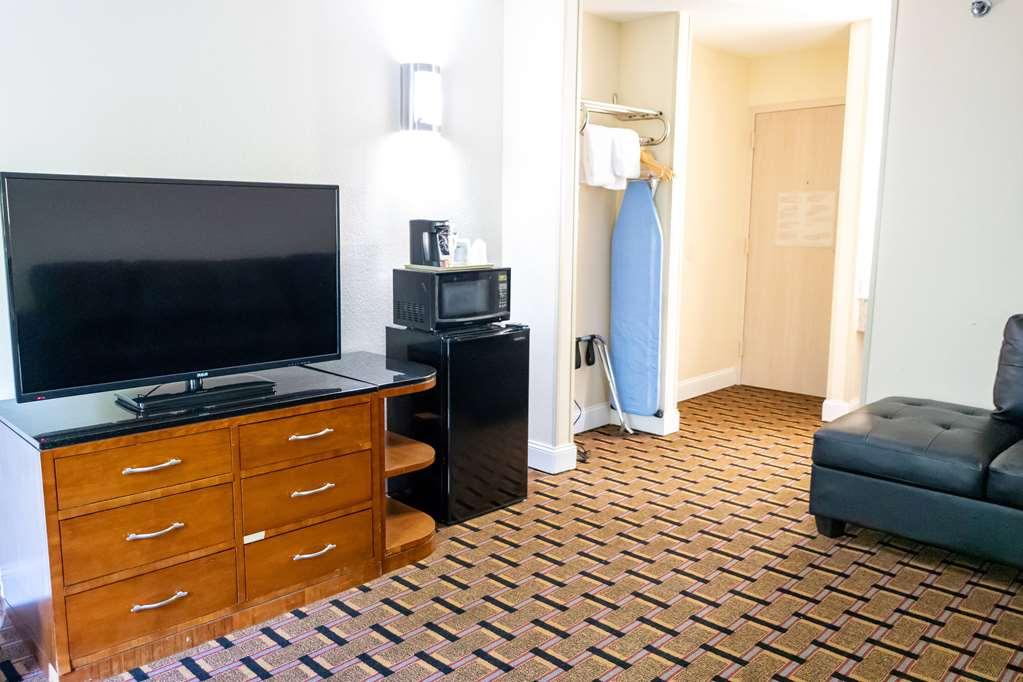 Days Inn Collegepark Atl South College Park Room photo